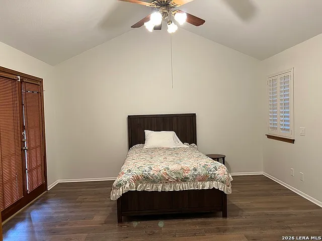 4307 Shavano Woods St — Photo 32