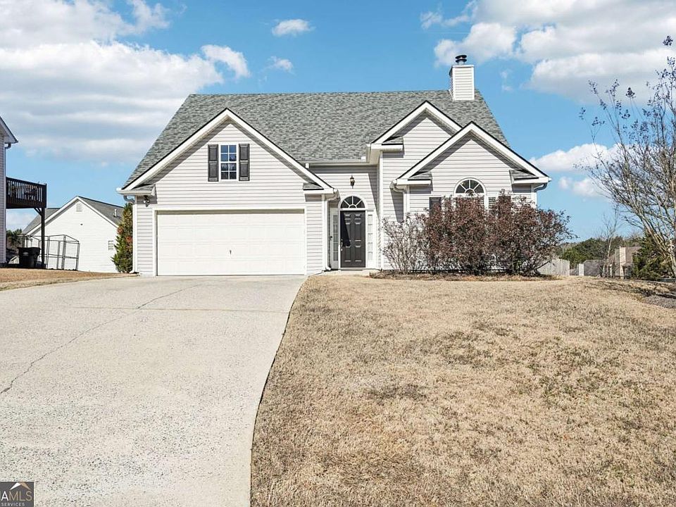 1st image of 27 Moreland Cir