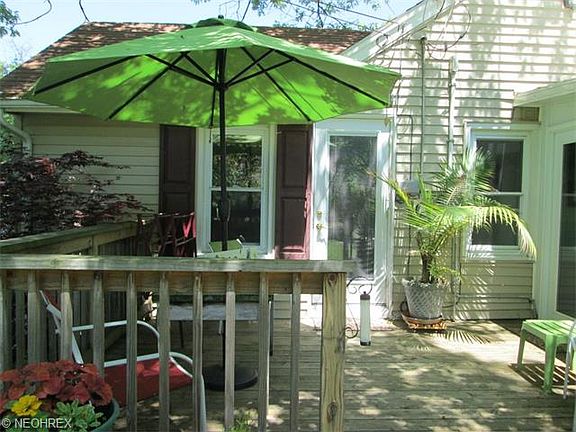 4th image of 687 Ferndale Ave