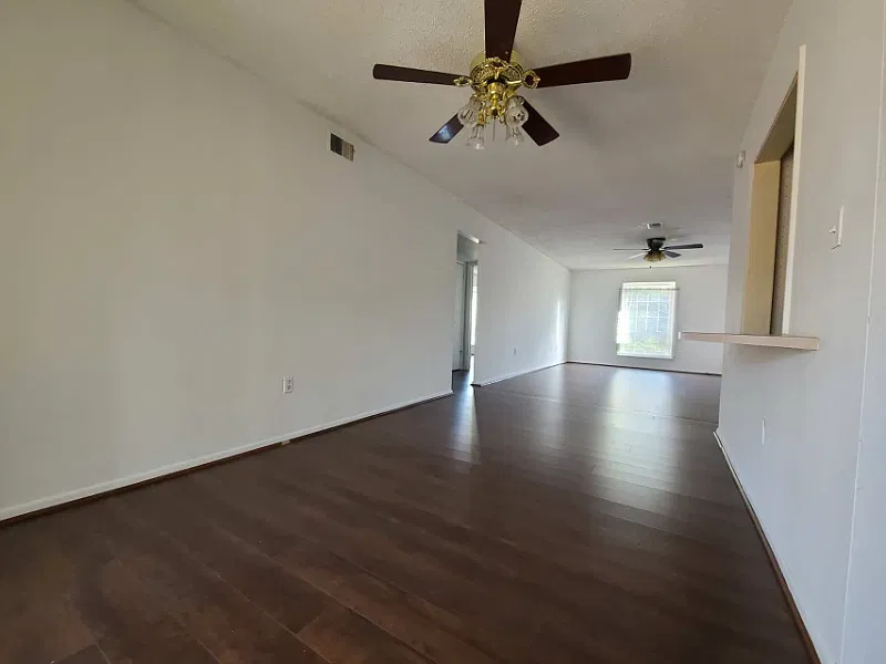 2 bed, 1286 sqft, $1,196 — Photo 3