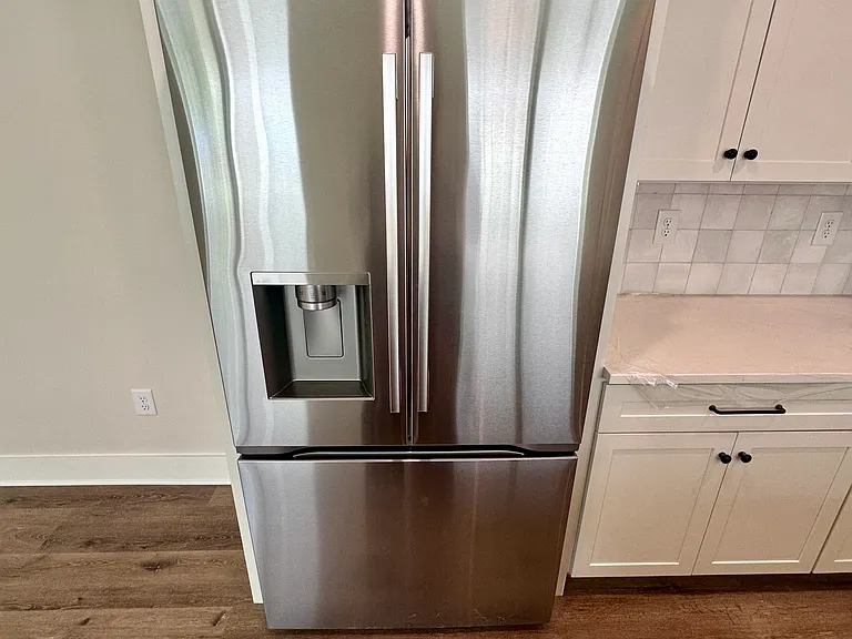 615 Waco Dr — Photo 11