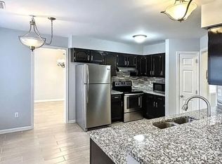 6 Keeton Ct, Hampton, VA 23666