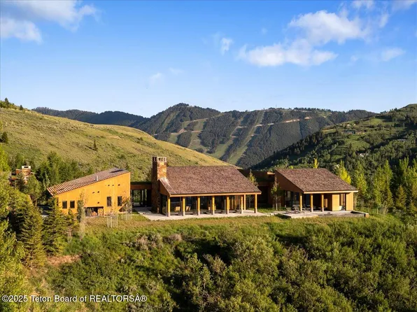 585 W Sena Rd, Jackson, WY 83001