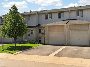 1675 Upper Gage Ave #31, Hamilton, ON L8W 3R7