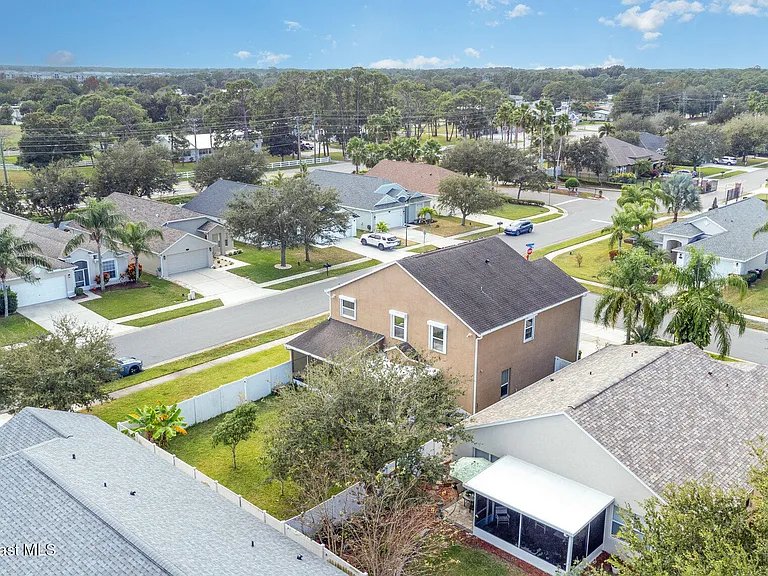 2893 Glasbern Cir — Photo 36