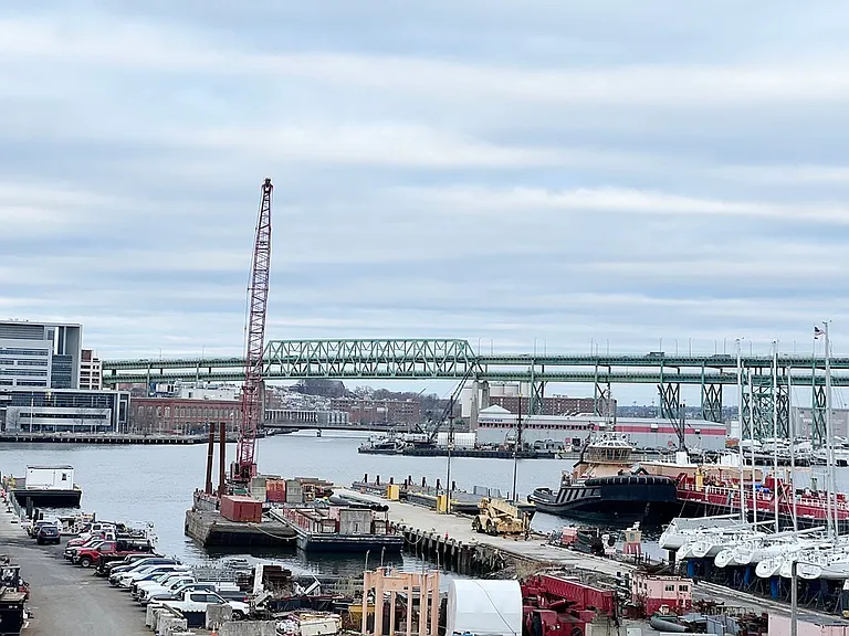 360 Meridian St #7 — Photo 22