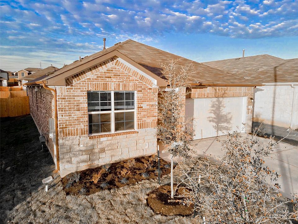 1st image of 228 Sunniberg Loop