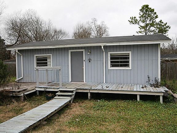 Handyman's Special. Just needs some TLC.