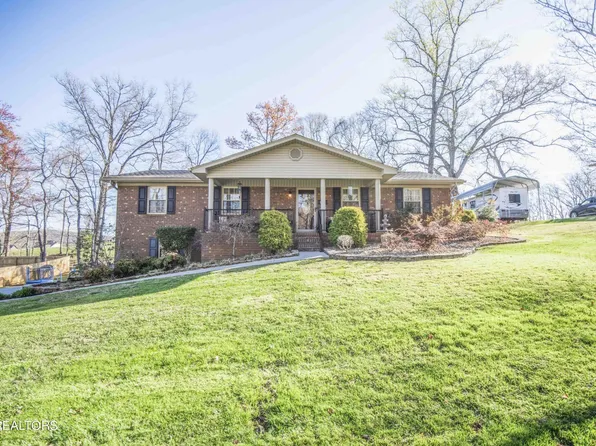 1800 Lake Park Cir, Morristown, TN 37814