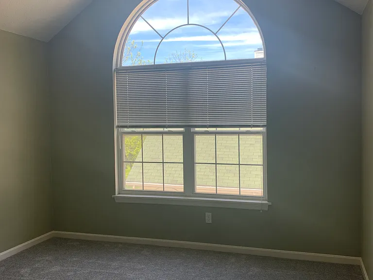 401 Vista Cir #401 — Photo 38