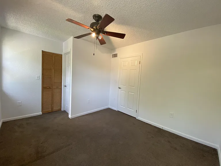 895 Crystal Lake Dr #103 — Photo 15