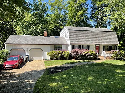 109 Wakerobin Rd Photo 1