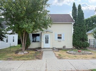 751 2nd St SW, Valley City, ND 58072