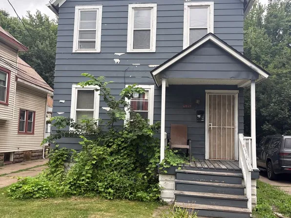 3711 East 55th, 3711 E 55th St APT 3, Cleveland, OH 44105