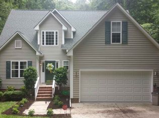 80 Troy Dr, Fuquay Varina, NC 27526