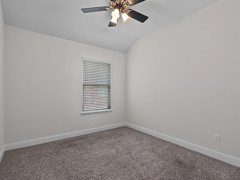 3021 Angelina Ct — Photo 27