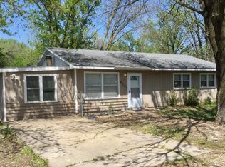 6201 E Sharon Ln, Columbia, MO 65202