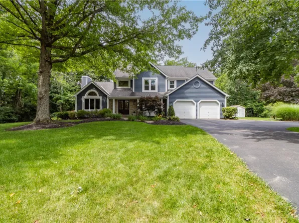 1277 Bear Run Way, Maineville, OH 45039