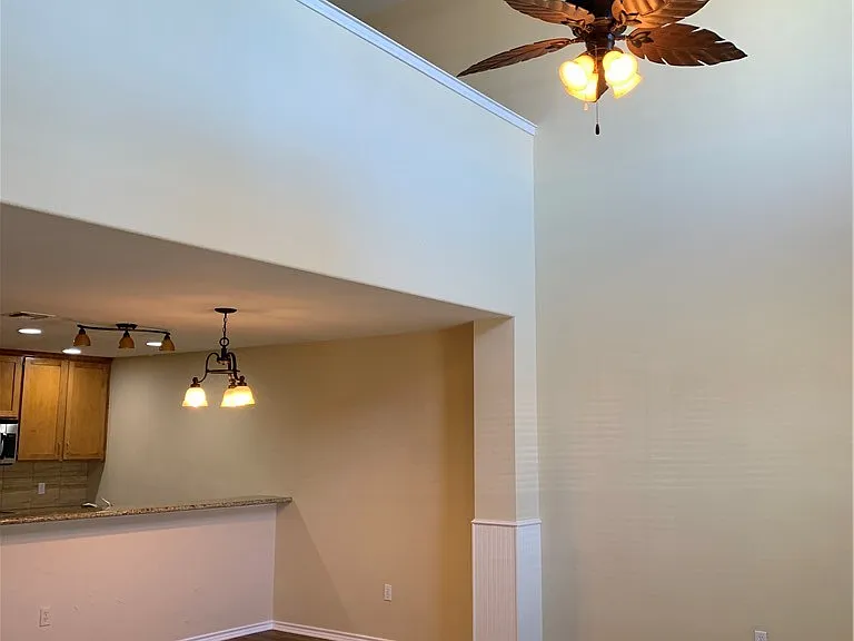 4017 Acushnet Dr #C — Photo 7
