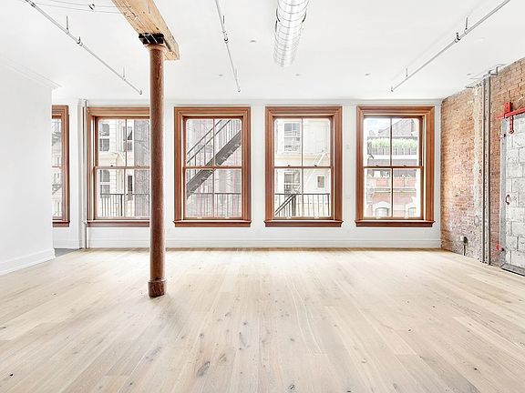 4th image of 73 Greene St #2