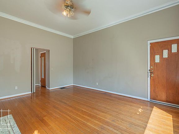 3rd image of 1315 Neil Ave #1315