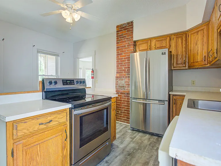 8 Chase Ave #1 — Photo 14