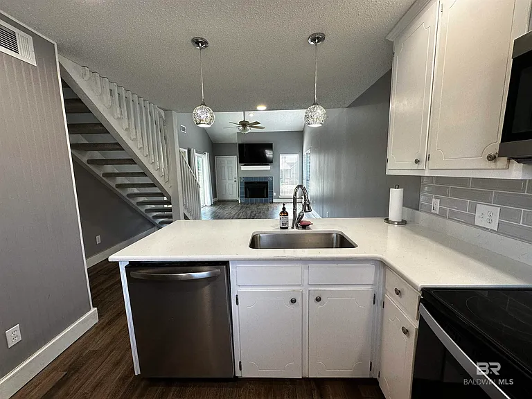 200 Parma Dr #F4 — Photo 9