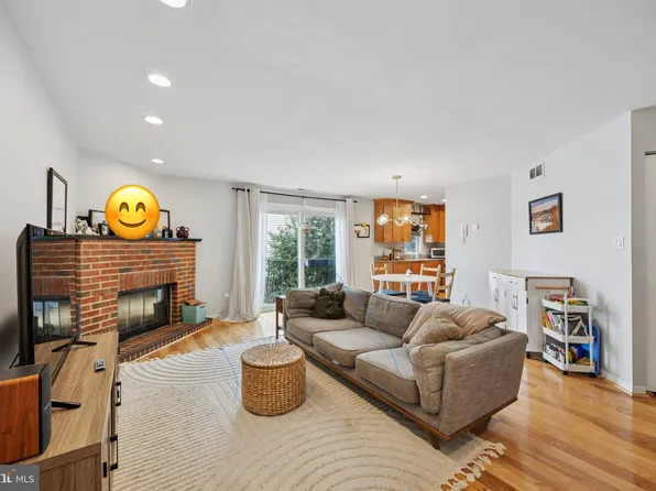 814 S Sheridan St APT 2E, Philadelphia, PA 19147