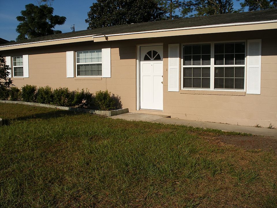 1st image of 162 SE Dekle Way