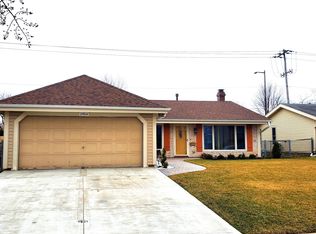1954 Ashwood Ln, Aurora, IL