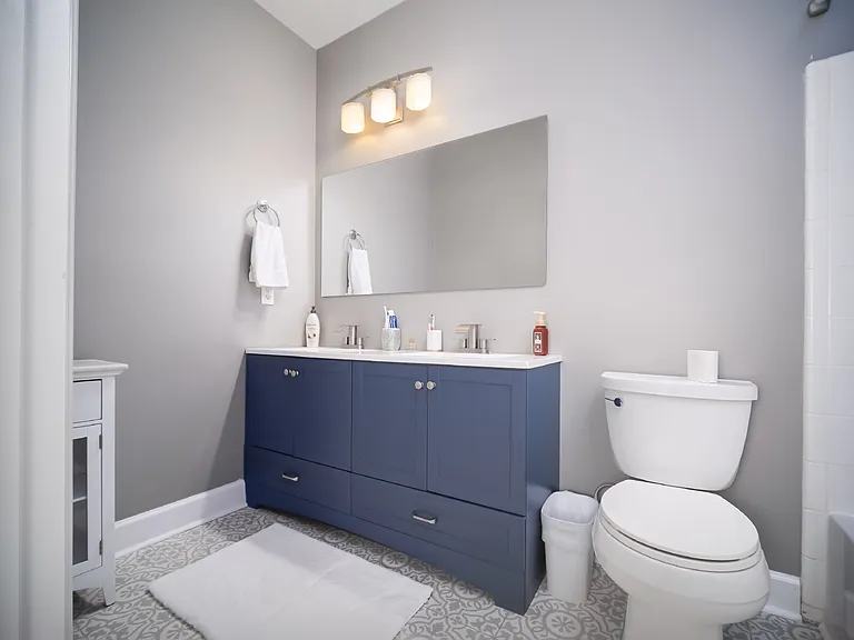 5609 Fairview Rd #3 — Photo 22