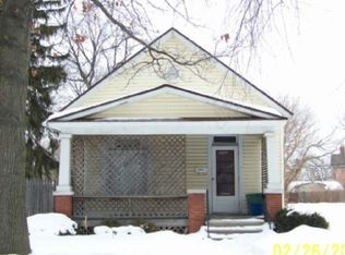 2004 7th St, Port Huron, MI 48060