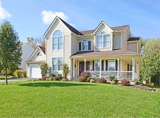 14084 Crystal Creek Dr, Strongsville, OH
