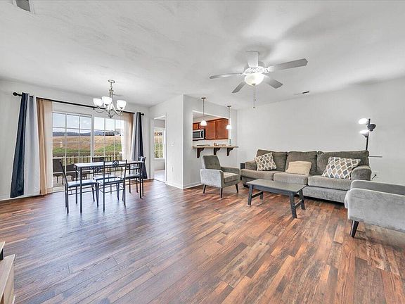 4th image of 6810 Village Green Dr