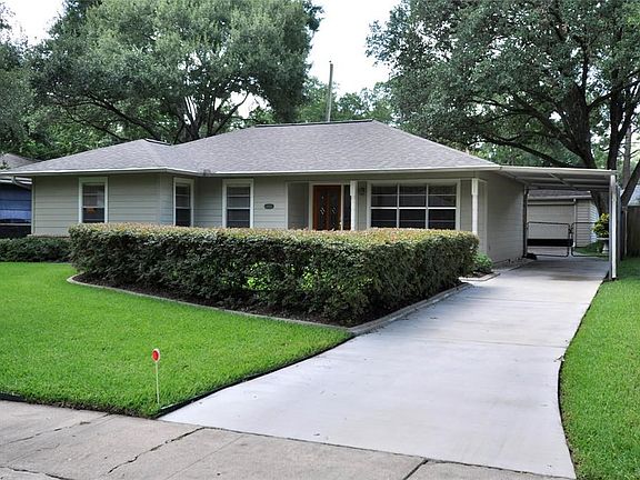 2nd image of 1018 Grovewood Ln