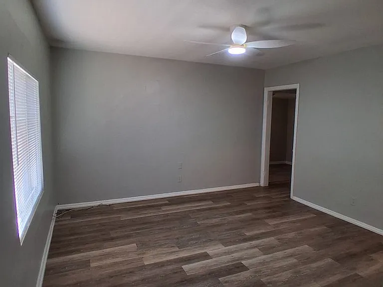 506 N Macdill Ave — Photo 14