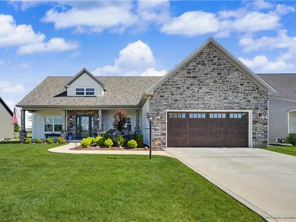2838 E Stone Creek Blvd, Urbana, IL 61802