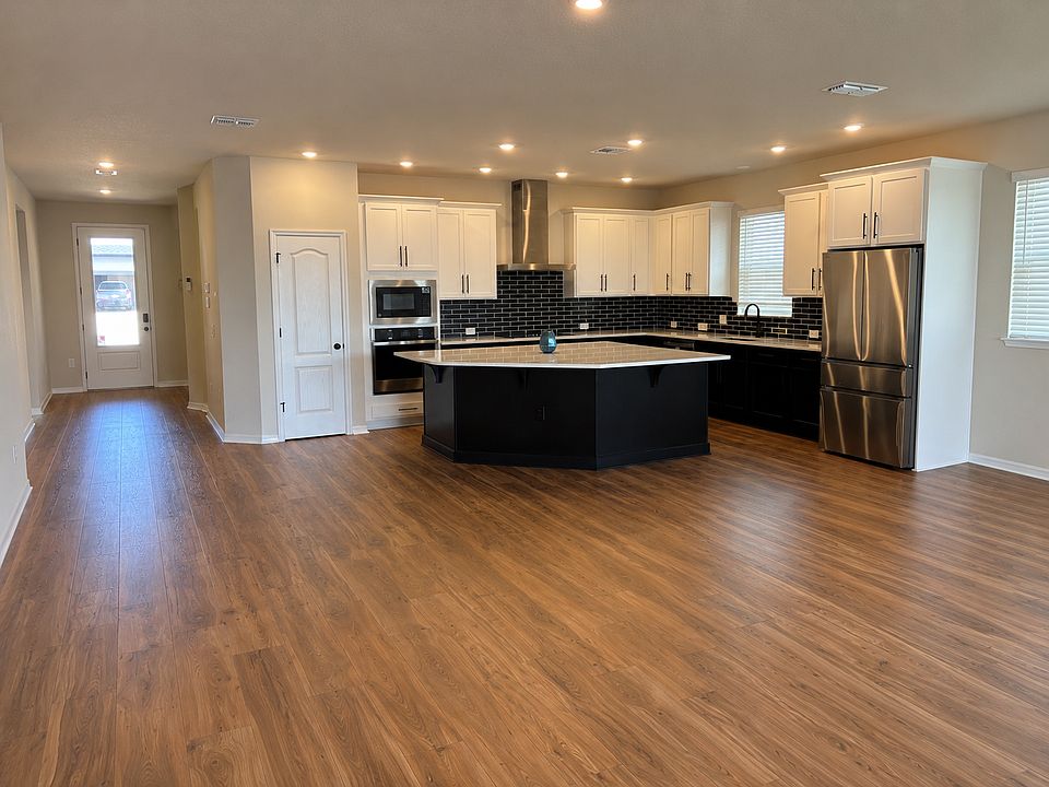 1st image of 16966 Cedar Valley Cir