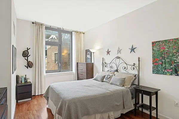 Sold by Compass | media 3