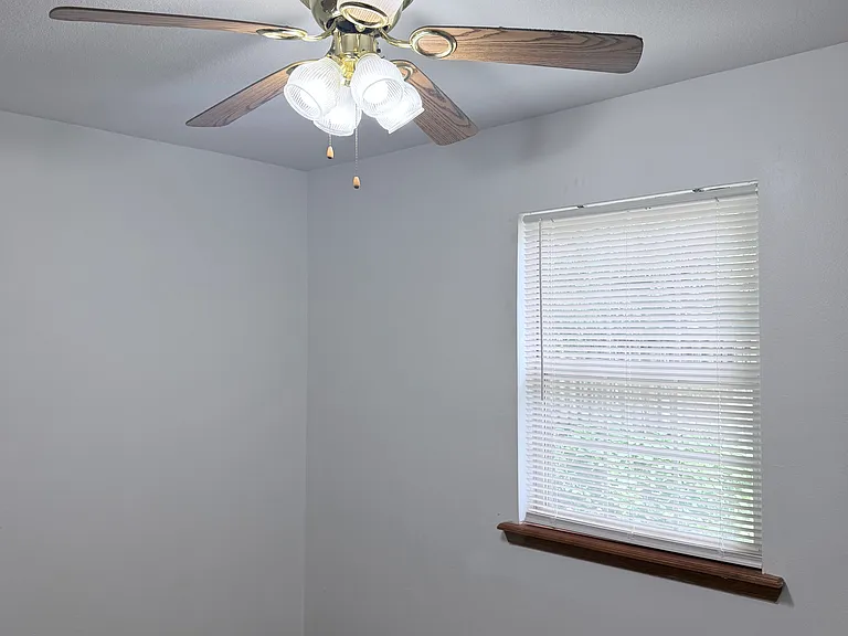 828 S Brownell Ave — Photo 5