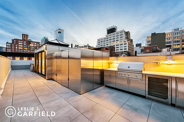 Sold by Leslie J. Garfield | media 12