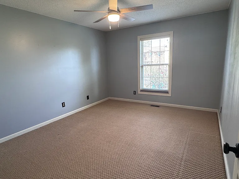 7712 Windwood Dr — Photo 13