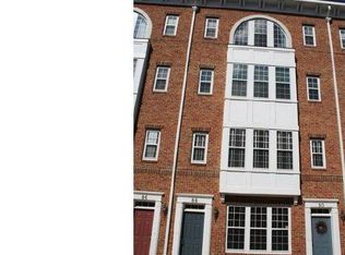 88 Chevy Chase St #88, Gaithersburg, MD 20878