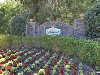 26 Bovensiepen Ct #3526, Roseland, NJ, 07068