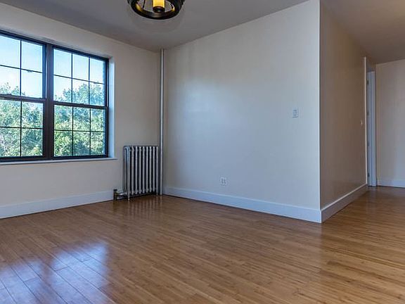 516_eastern_parkway_1b-5
