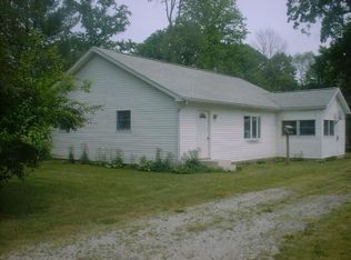 1824 James Rd, Oregon, OH 43616