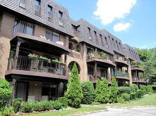 54 Sagamore Rd #1, Bronxville, NY 10708