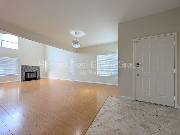 3rd image of 5621 Civic Terrace Ave