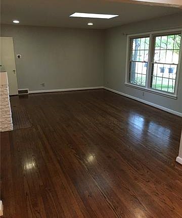 3rd image of 3628 Manderly Pl