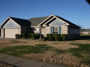 3384 Ashton Ln, Springdale, AR 72764